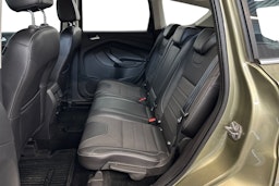 Vihreä Ford Kuga 2014 kuva 8.