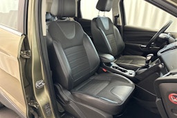Vihreä Ford Kuga 2014 kuva 12.
