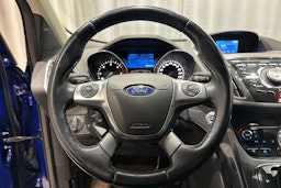 sininen Ford Kuga 2014 kuva 17.