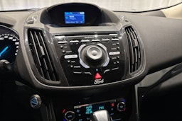 sininen Ford Kuga 2014 kuva 21.