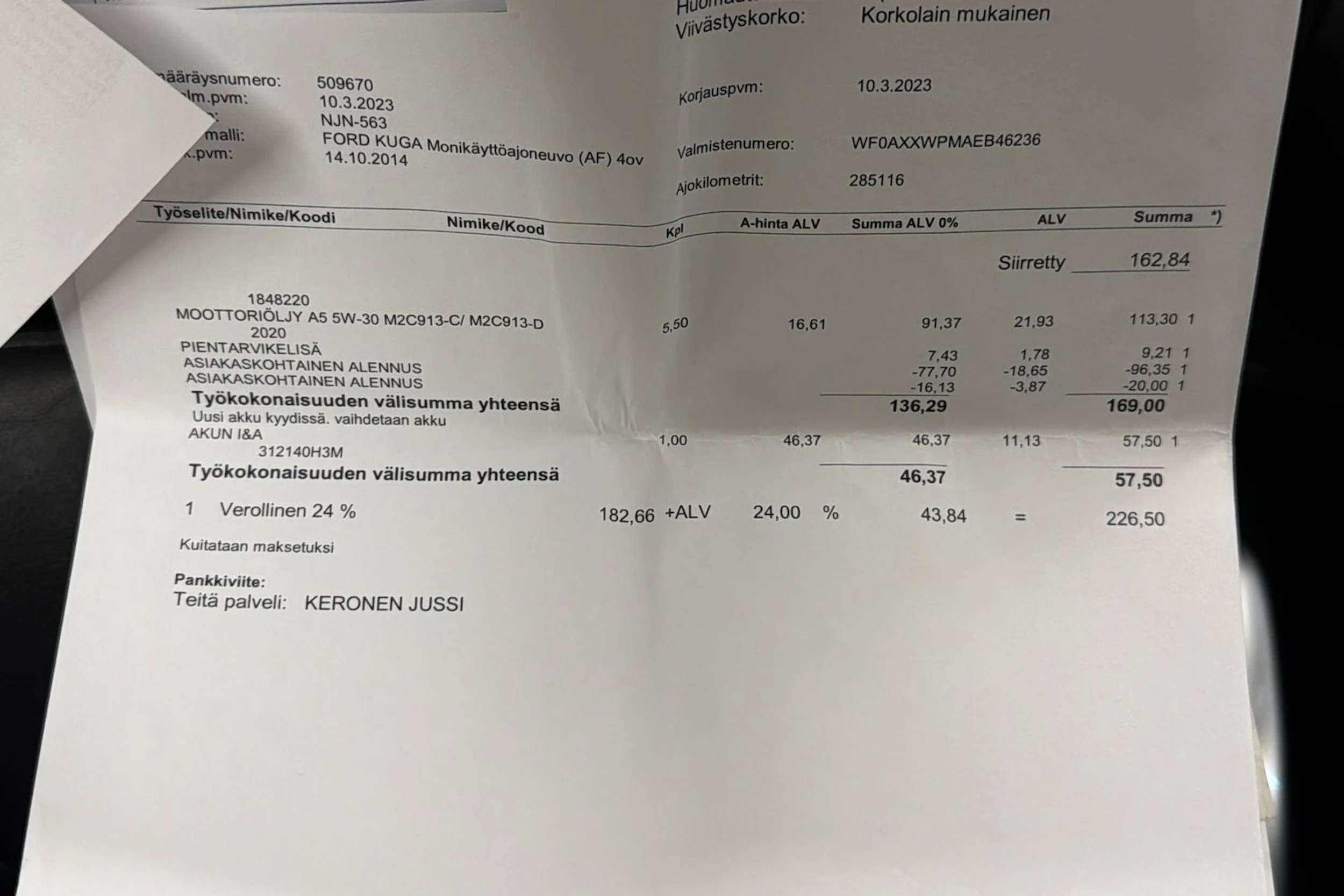 musta Ford Kuga 2014 kuva 30.