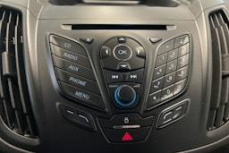 ruskea (beige) Ford Kuga 2014 kuva 22.