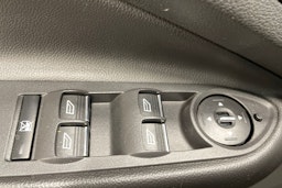 ruskea (beige) Ford Kuga 2014 kuva 26.