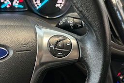 Valkoinen Ford Kuga 2014 kuva 20.