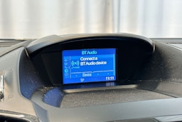 Valkoinen Ford Kuga 2014 kuva 25.