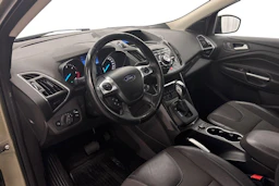 vihreä Ford Kuga 2015 kuva 8.