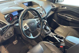 Harmaa Ford Kuga 2015 kuva 3.