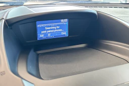 Harmaa Ford Kuga 2015 kuva 28.