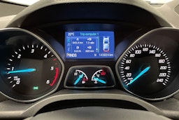 Harmaa Ford Kuga 2015 kuva 16.