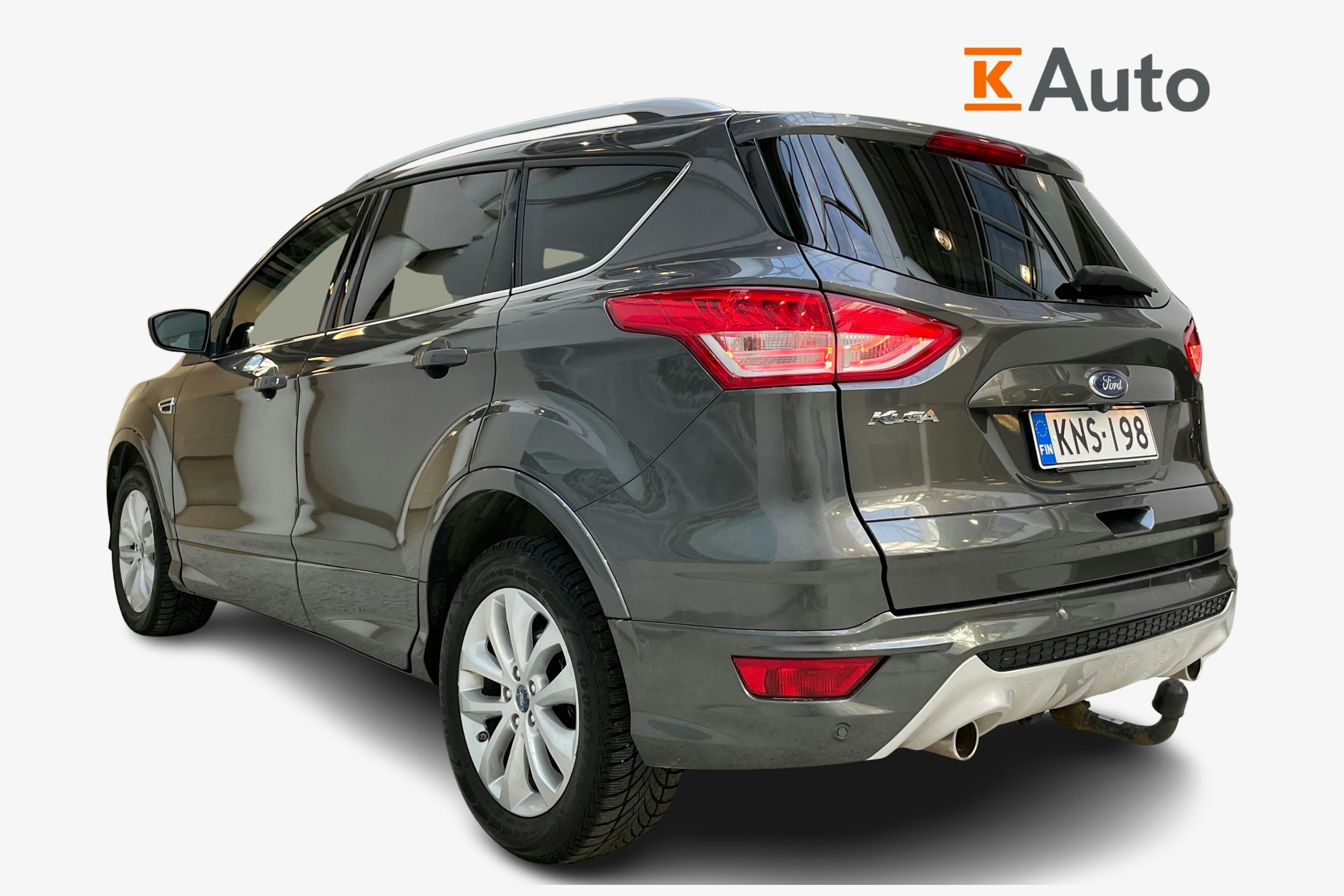 harmaa Ford Kuga 2016 kuva 2.