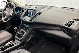 valkoinen Ford Kuga 2016 kuva 12.