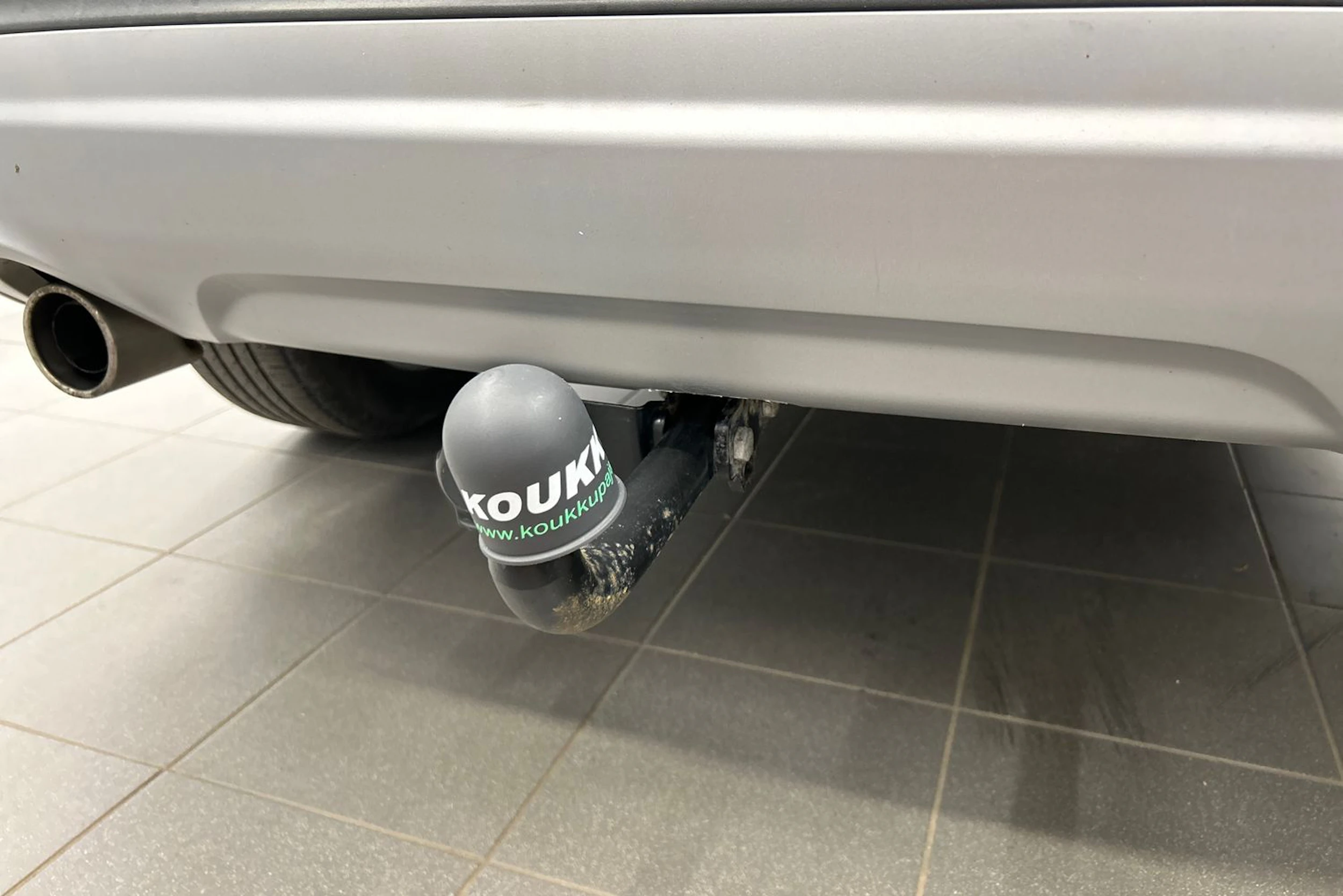 valkoinen Ford Kuga 2016 kuva 14.