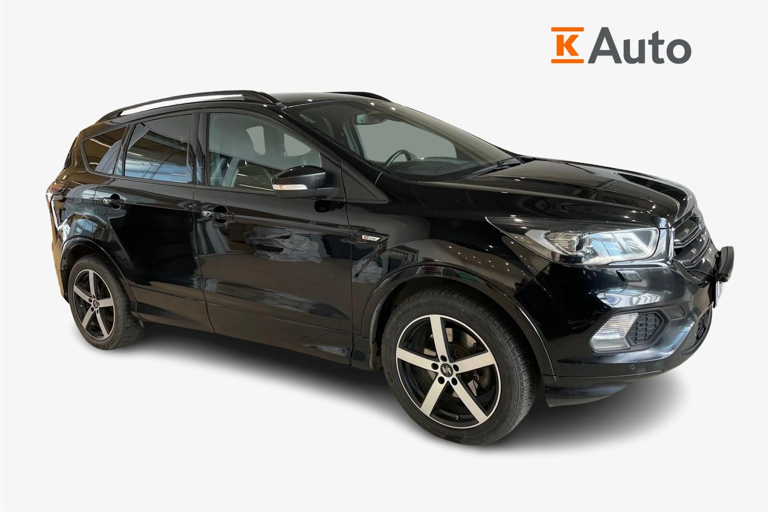 musta Ford Kuga 2017 kuva 1.