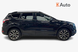 musta Ford Kuga 2017 kuva 7.