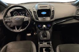 musta Ford Kuga 2017 kuva 9.
