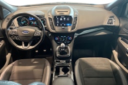 Harmaa Ford Kuga 2017 kuva 9.