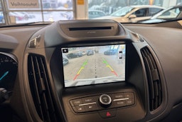 valkoinen Ford Kuga 2017 kuva 20.