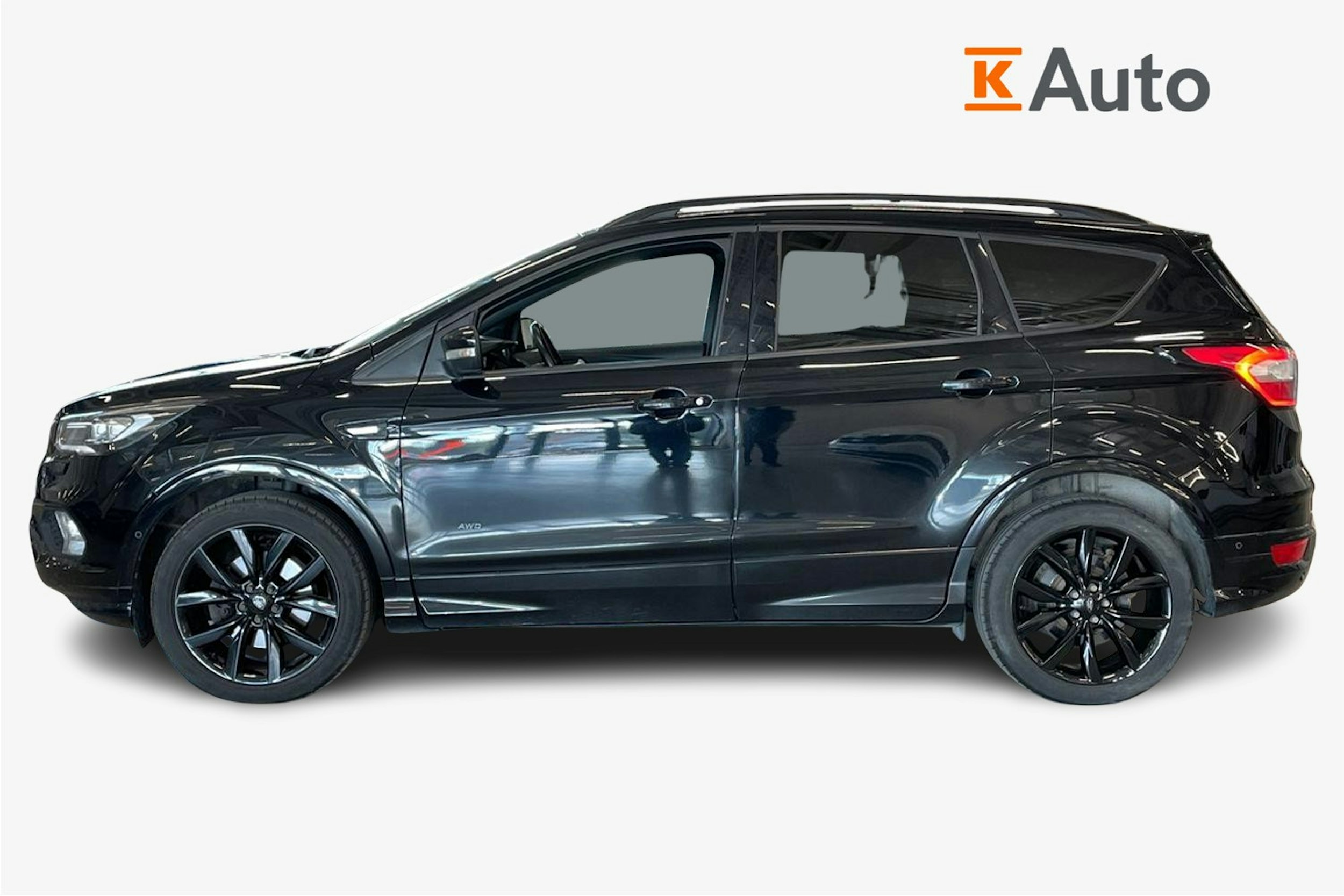 musta Ford Kuga 2018 kuva 6.