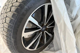 Sininen Ford Kuga 2018 kuva 10.