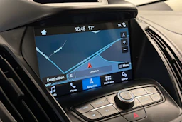 valkoinen Ford Kuga 2018 kuva 18.