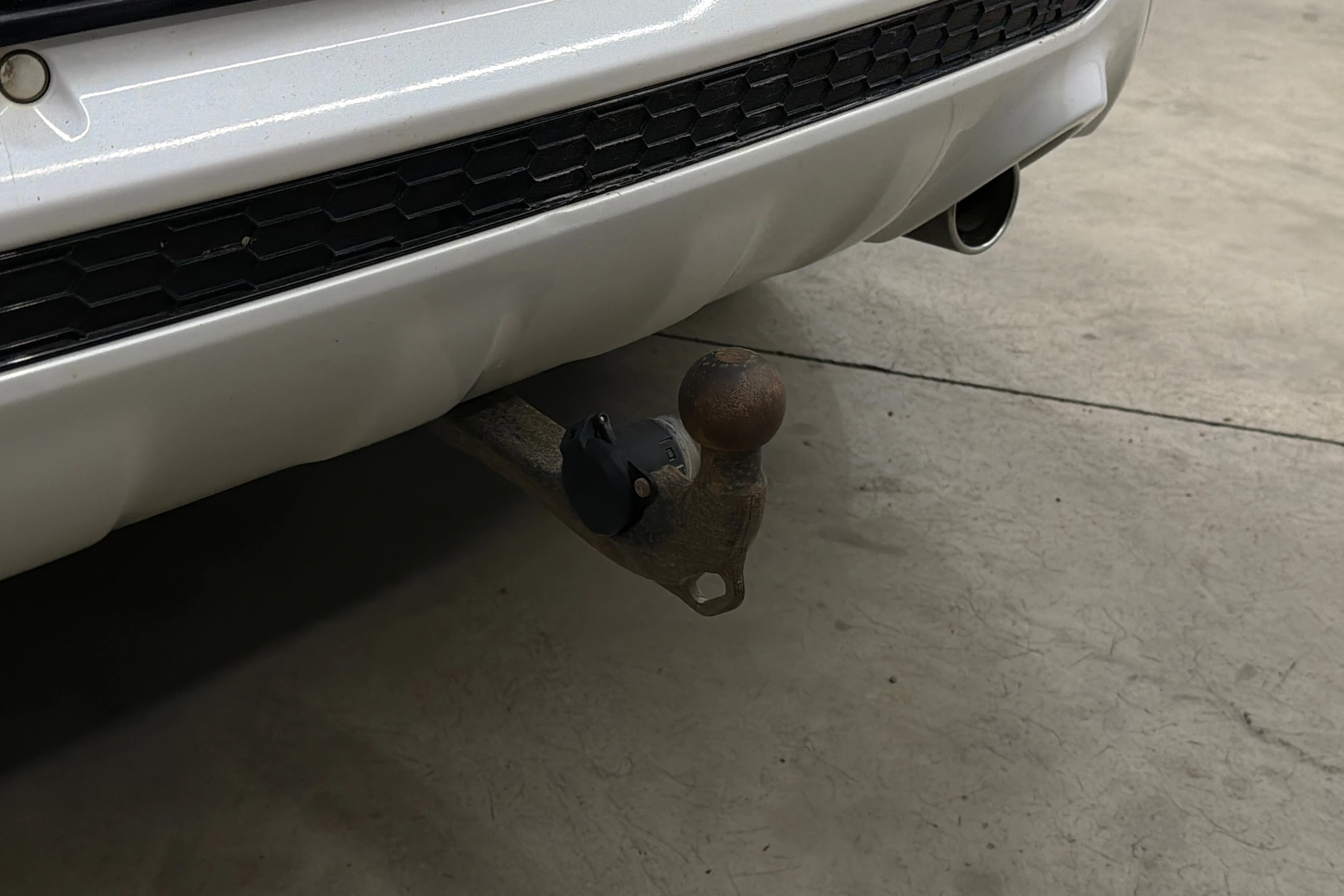 valkoinen Ford Kuga 2018 kuva 32.