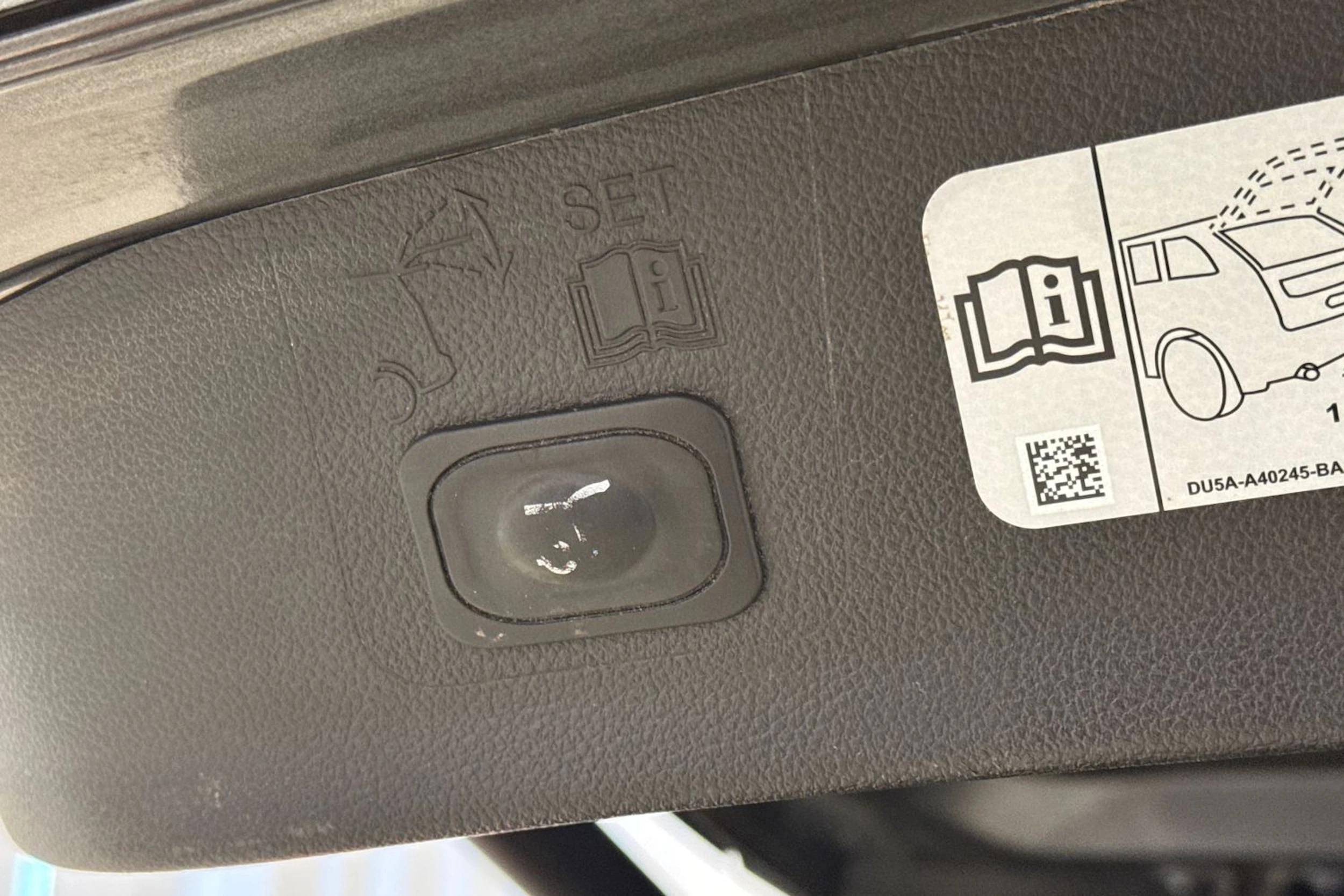 harmaa Ford Kuga 2018 kuva 14.