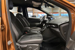ruskea (beige) Ford Kuga 2018 kuva 14.