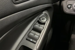 ruskea (beige) Ford Kuga 2018 kuva 26.