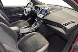 punainen Ford Kuga 2018 kuva 9.
