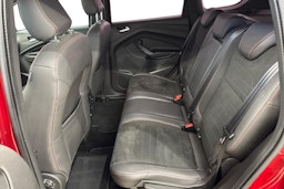 punainen Ford Kuga 2018 kuva 11.