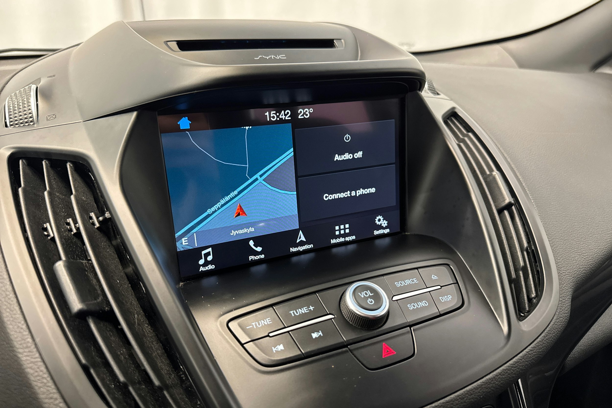 punainen Ford Kuga 2018 kuva 22.