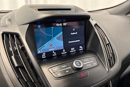 punainen Ford Kuga 2018 kuva 22.