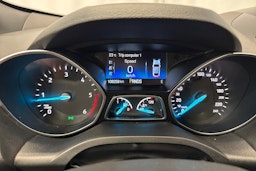 punainen Ford Kuga 2018 kuva 23.