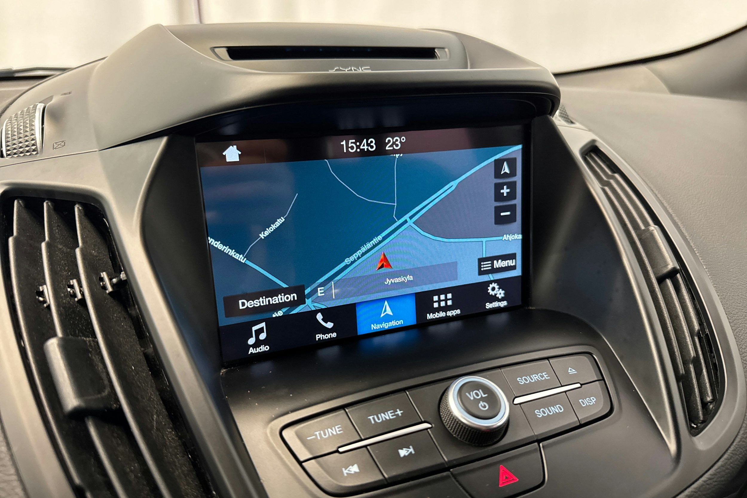 punainen Ford Kuga 2018 kuva 24.