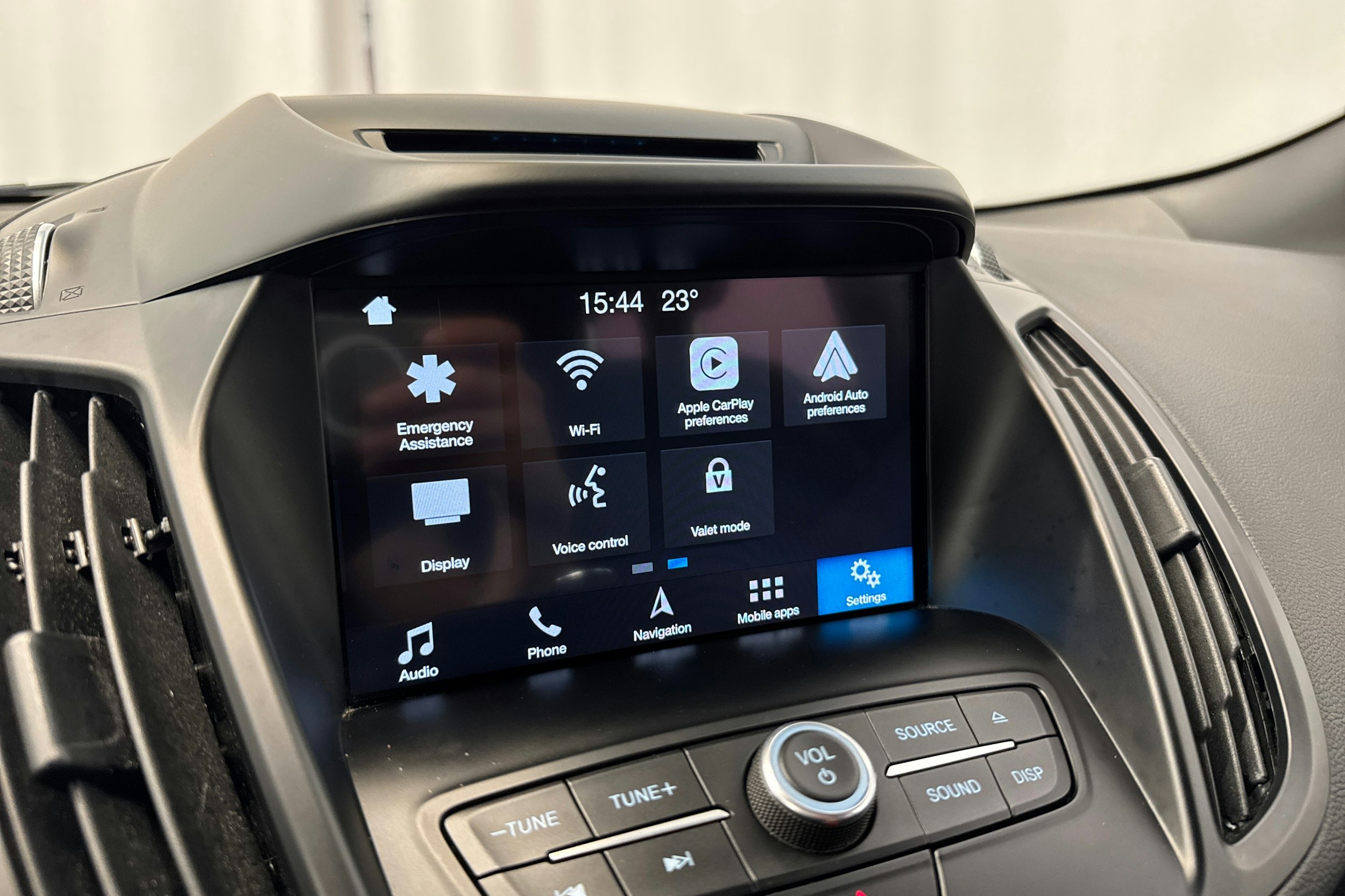 punainen Ford Kuga 2018 kuva 27.