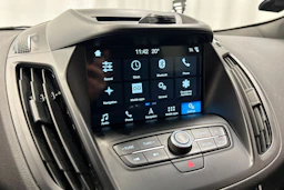 harmaa Ford Kuga 2018 kuva 18.
