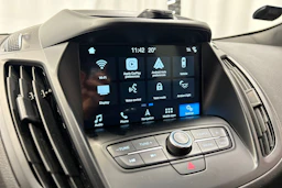 harmaa Ford Kuga 2018 kuva 19.