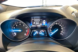 valkoinen Ford Kuga 2018 kuva 14.