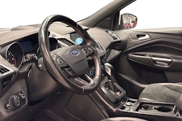 valkoinen Ford Kuga 2018 kuva 7.