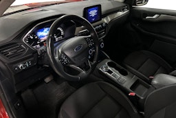 Oranssi Ford Kuga 2020 kuva 7.