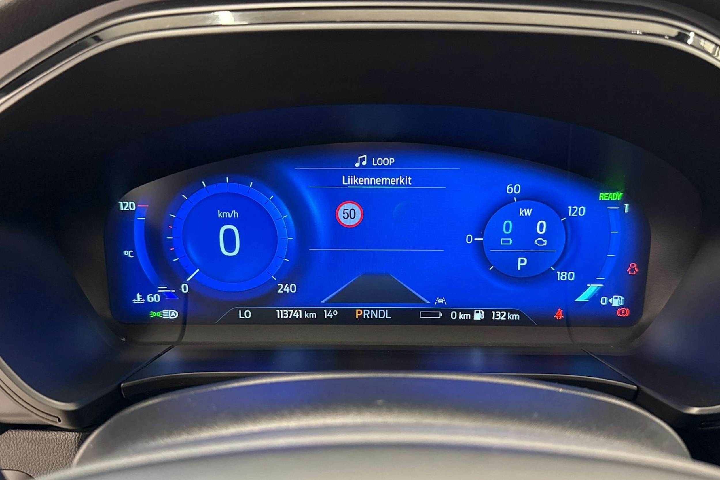 Valkoinen Ford Kuga 2020 kuva 22.