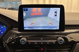 sininen Ford Kuga 2020 kuva 18.