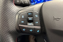 sininen Ford Kuga 2020 kuva 23.