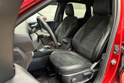 punainen Ford Kuga 2020 kuva 18.
