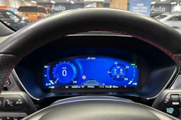 punainen Ford Kuga 2020 kuva 28.