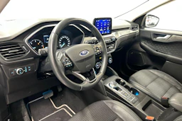 harmaa Ford Kuga 2020 kuva 3.