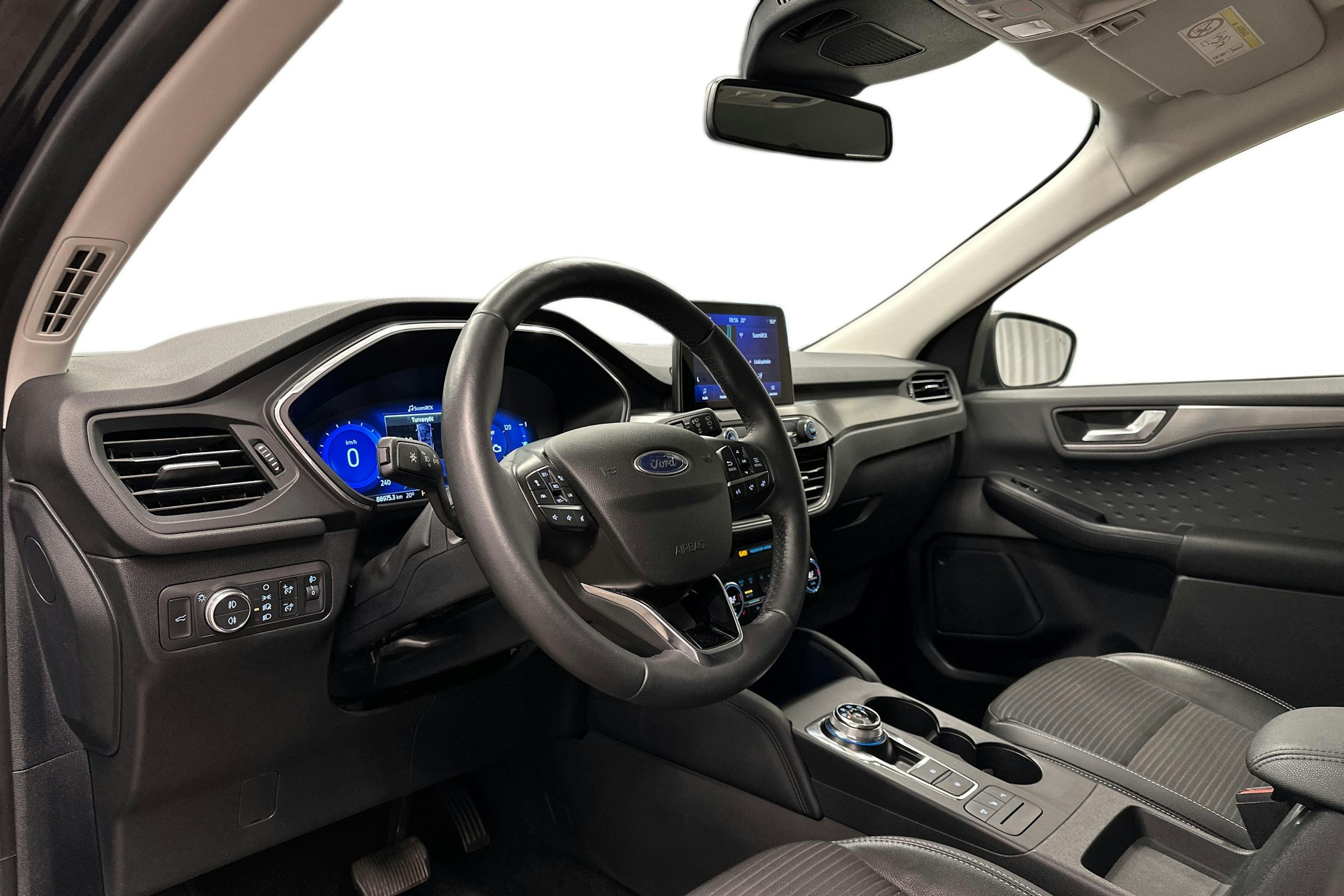 musta Ford Kuga 2021 kuva 7.
