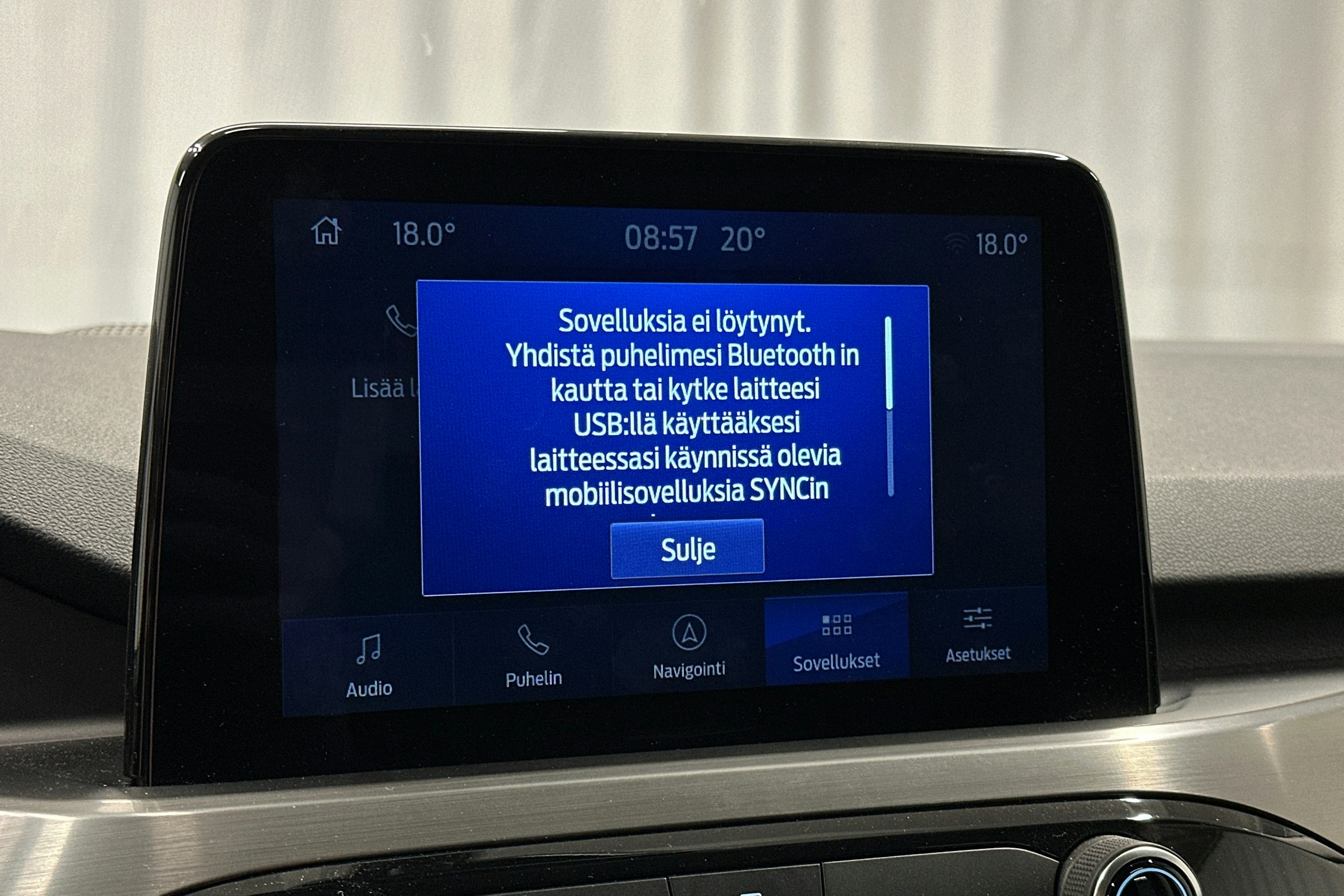 musta Ford Kuga 2021 kuva 24.