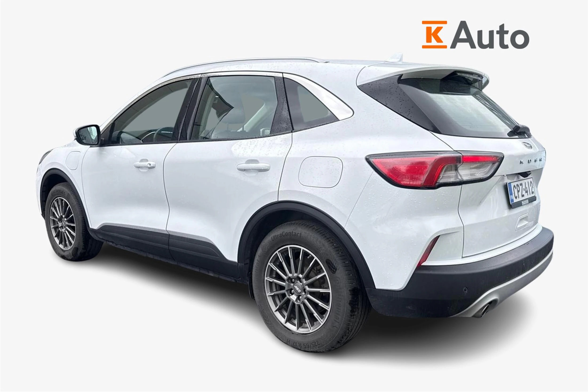 Valkoinen Ford Kuga 2021 kuva 2.