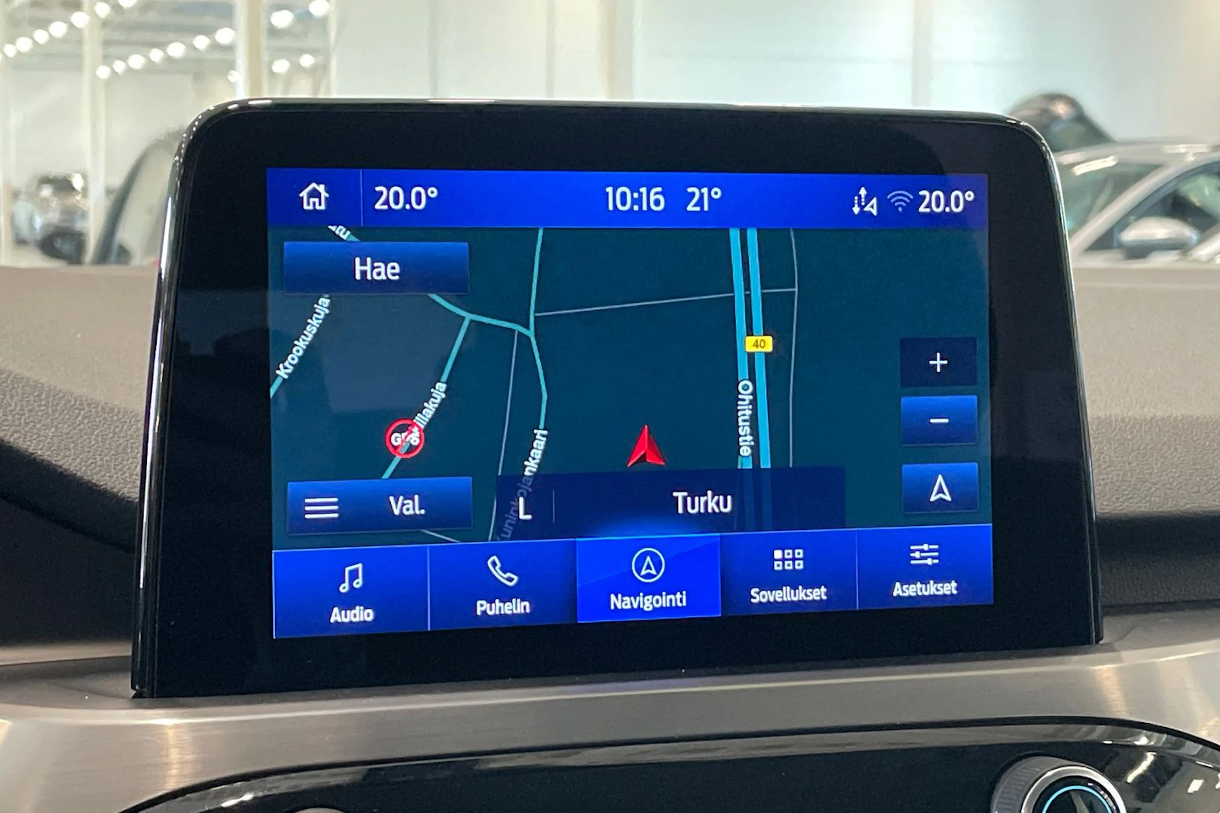 Valkoinen Ford Kuga 2021 kuva 18.